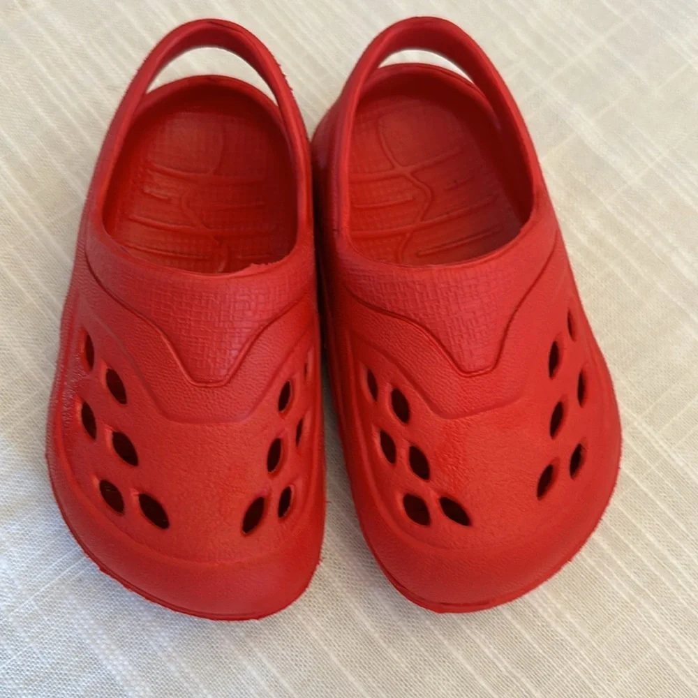 Baby boy, imitation crocs, size 3 - Picture 2 of 5